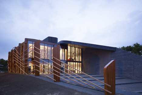 Rijkswaterstaat Assen by 24H architecture