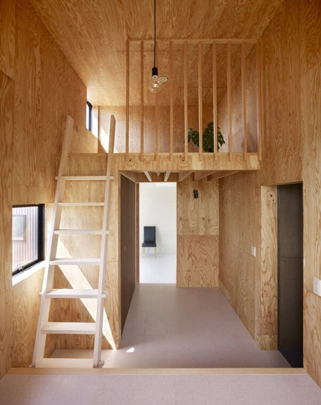 Small House by Katsutoshi Sasaki + Associates