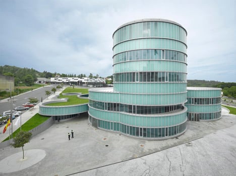 Townhall Lalìn/E by Mansilla+Tuñón Townhall Lalìn/E by Mansilla+Tuñón