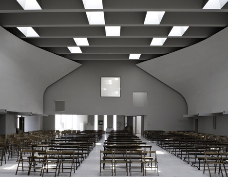 Christ’s Resurrection Church by Cino Zucchi Architetti Christ’s Resurrection Church by Cino Zucchi Architetti