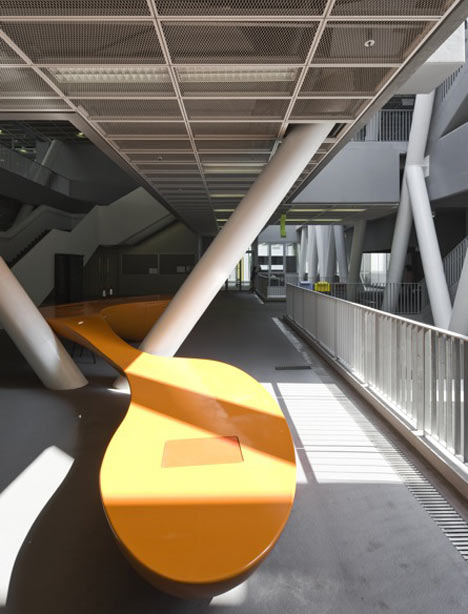 Hong Kong Design Institute by CAAU Hong Kong Design Institute by CAAU