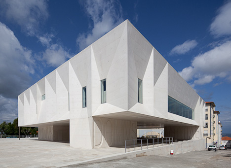 Judicial Court by Barbosa & Guimarães Judicial Court by Barbosa & Guimarães