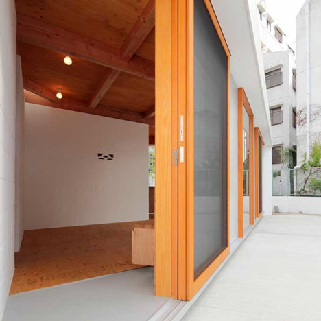Kokura Tanaka House by Akinari Tanaka+POI+Nawakenjimu+Lapin Kokura Tanaka House by Akinari Tanaka+POI+Nawakenjimu+Lapin