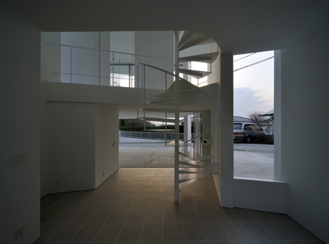 Minami-Hayama duo by Nakae Architects Minami-Hayama duo by Nakae Architects