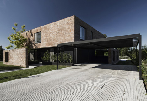 MYP House by Estudio BaBO MYP House by Estudio BaBO