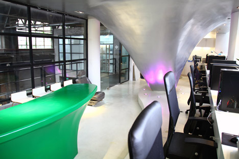 Red Town Office by Taranta Creations Red Town Office by Taranta Creations