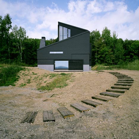 Tohma House by Hiroshi Horio Architects