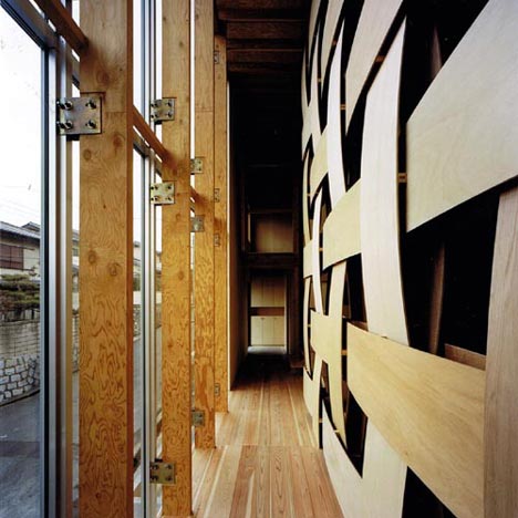 Wooden Block House by Tadashi Yoshimura Architects Wooden Block House by Tadashi Yoshimura Architects