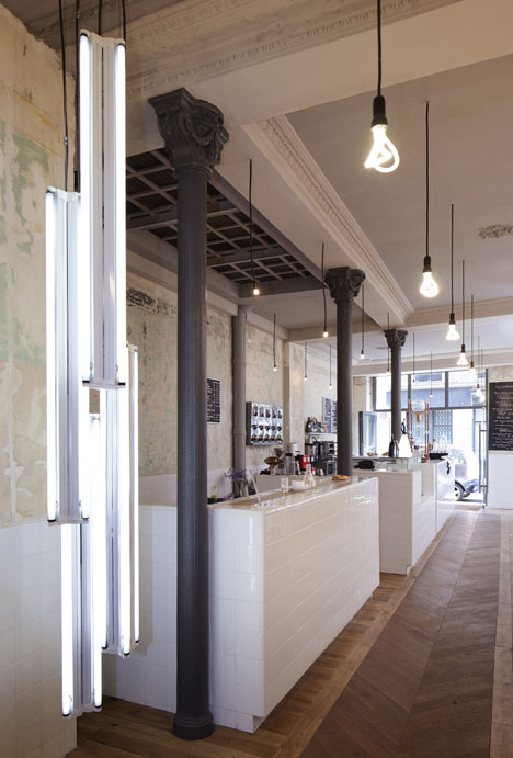 Cafe Coutume by Cut Architectures Cafe Coutume by Cut Architectures