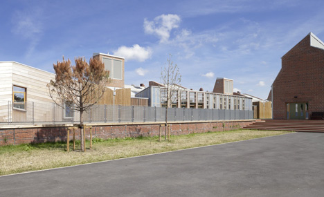 Sandal Magna Community Primary School by Sarah Wigglesworth Architects