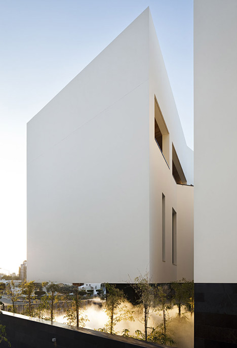 Secret House by AGi Architects Secret House by AGi Architects