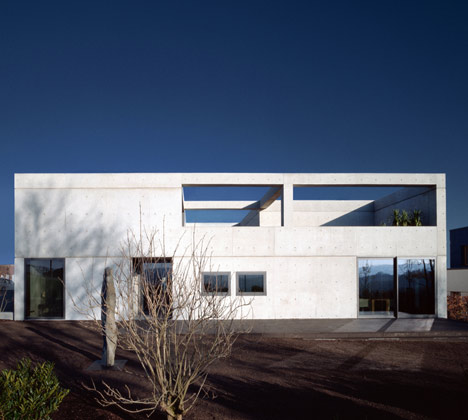 Absalon by Denzer & Poensgen