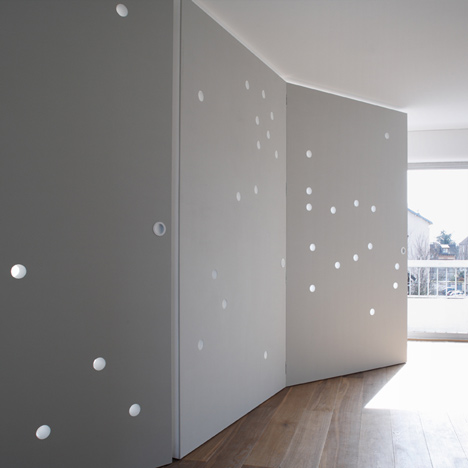 Apartment for a dancer and choreographer by CUT Architectures Apartment for a dancer and choreographer by CUT Architectures