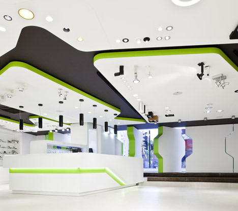 Atrium by Studio RHE