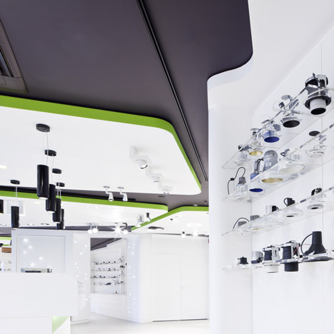 Atrium by Studio RHE