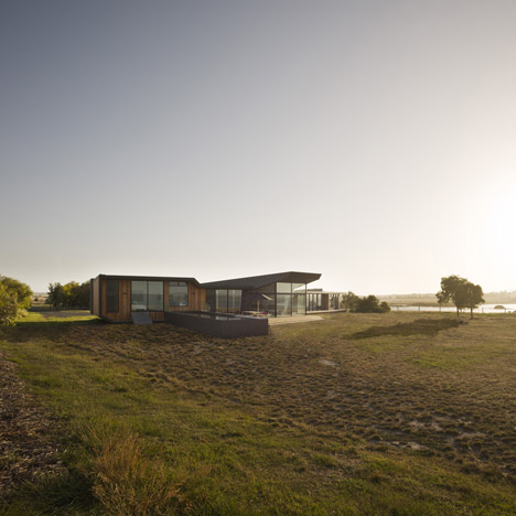 Beached House by BKK Architects Beached House by BKK Architects