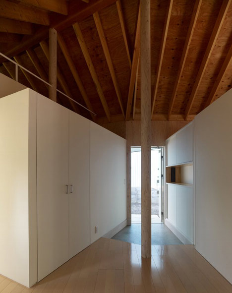 Branch House by KINO Architects