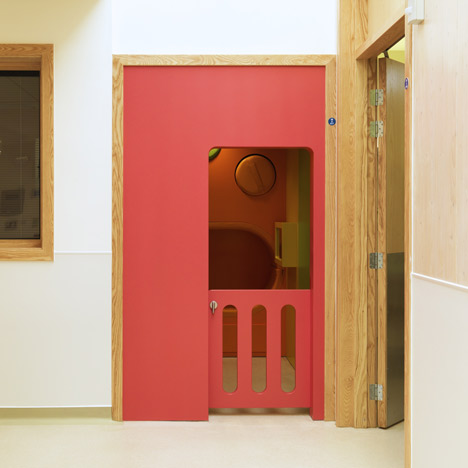 Dyson Centre for Neonatal Care by Feilden Clegg Bradley Studios
