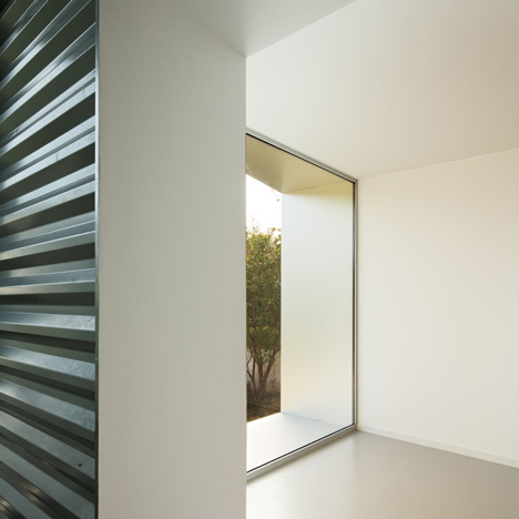 Extension to a house in Chaville by Cut Architectures