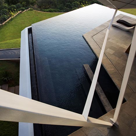 House at Alibag by Malik Architecture House at Alibag by Malik Architecture