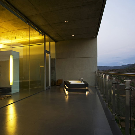 House at Alibag by Malik Architecture House at Alibag by Malik Architecture