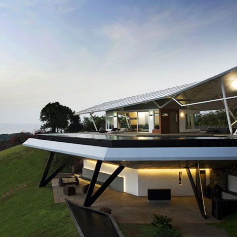 House at Alibag by Malik Architecture House at Alibag by Malik Architecture