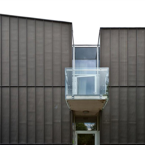 House on Zaru Street by Open AD House on Zaru Street by Open AD