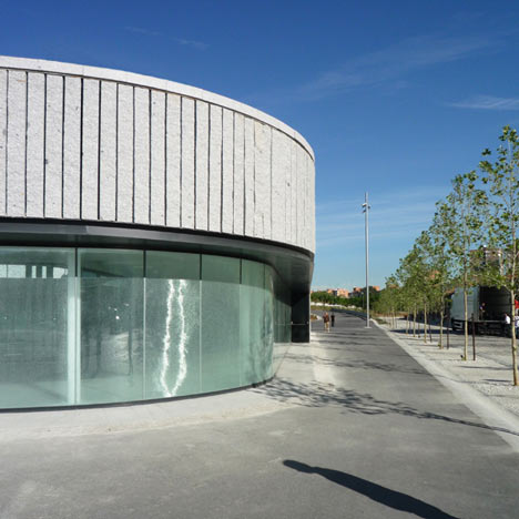 Interpretation centre for the Manzanares River by Rubio & Alvarez-Sala Architects Interpretation centre for the Manzanares River by Rubio & Alvarez-Sala Architects
