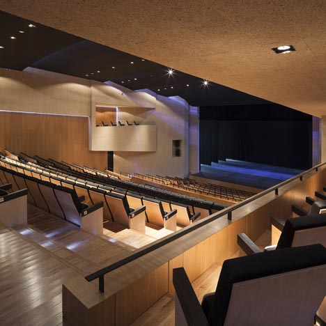 Theatre in Almonte by Donaire Arquitectos