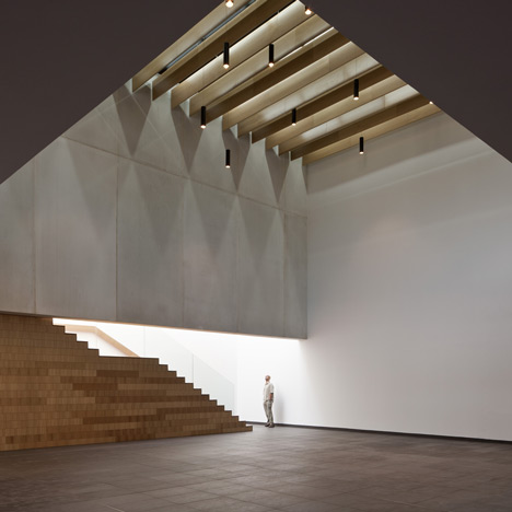 Theatre in Almonte by Donaire Arquitectos