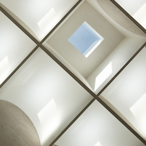 Daylight House by Takeshi Hosaka