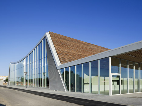 Monconseil Sports Hall by Explorations Architecture