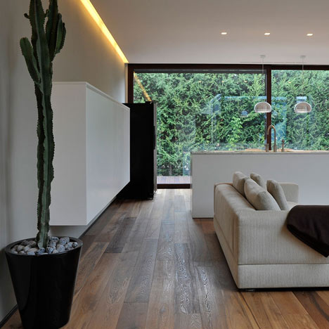 Private residence by Archiplan Private residence by Archiplan