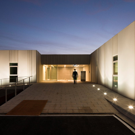 Railway Control Centre by Moreno del Valle Arquitectos Railway Control Centre by Moreno del Valle Arquitectos