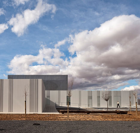 Railway Control Centre by Moreno del Valle Arquitectos Railway Control Centre by Moreno del Valle Arquitectos