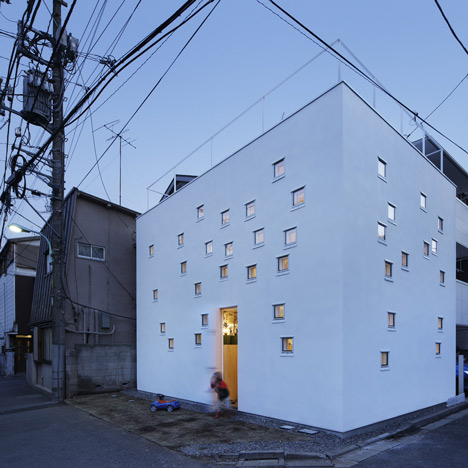 Room Room by Takeshi Hosaka Room Room by Takeshi Hosaka
