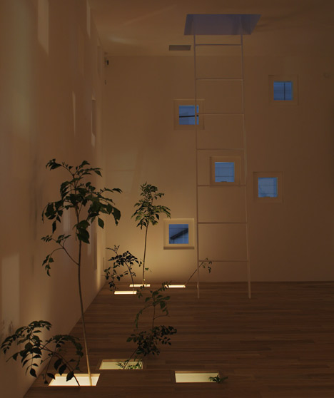 Room Room by Takeshi Hosaka Room Room by Takeshi Hosaka