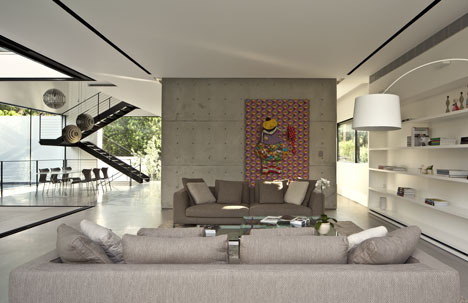 Box? Object? House! by Pitsou Kedem Box? Object? House! by Pitsou Kedem