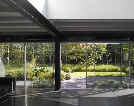 Hampstead Lane by Duggan Morris Architects