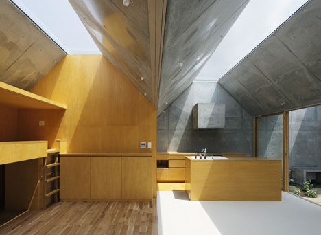 Outside In by Takeshi Hosaka