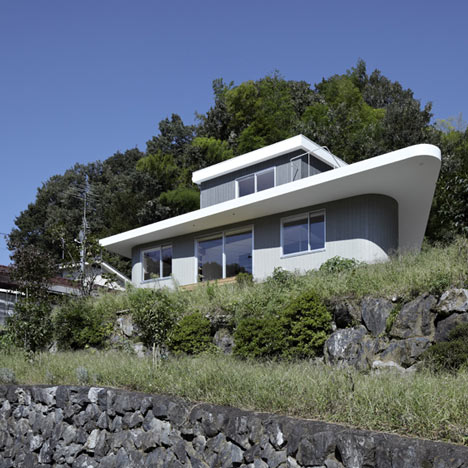 Sunbrella House by Ikeda Yukie Architects Sunbrella House by Ikeda Yukie Architects