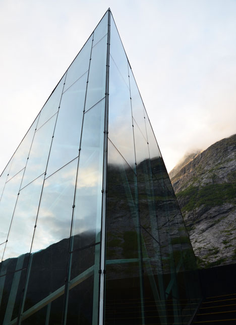 Trollwall Restaurant by Reiulf Ramstad Architects Trollwall Restaurant by Reiulf Ramstad Architects