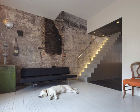 Black Pearl by Studio Rolf.fr with Zecc Architecten Black Pearl by Studio Rolf.fr with Zecc Architecten