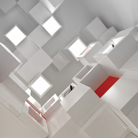 Illy Shop by Caterina Tiazzoldi