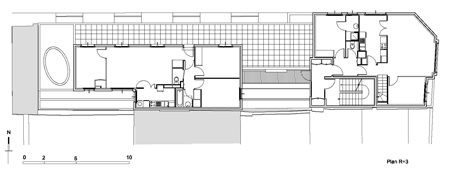 8 dwellings, 4 artist studios and 1 retail area by Charles-Henri