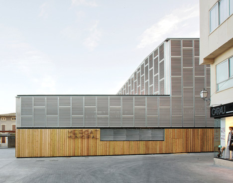 Inca Public Market by Charmaine Lay and Carles Muro