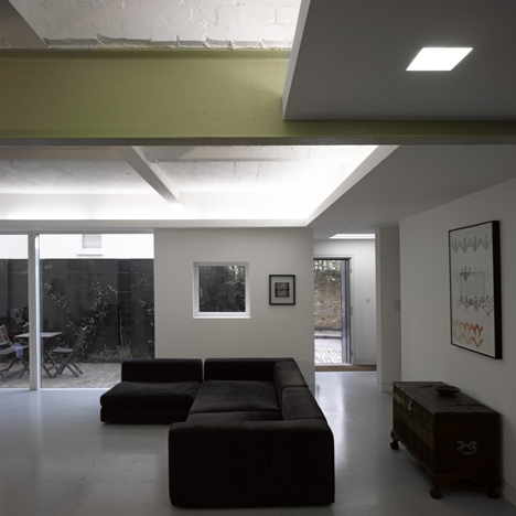 Murray Mews by Moxon Architects