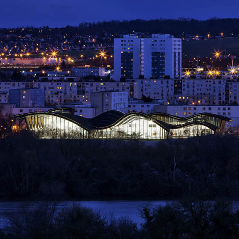 The Mantes-la-Jolie Water Sports Centre by Agence Search