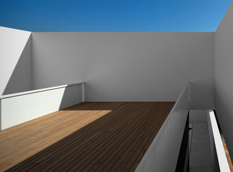House in Juso by ARX Portugal and Stefano Riva House in Juso by ARX Portugal and Stefano Riva