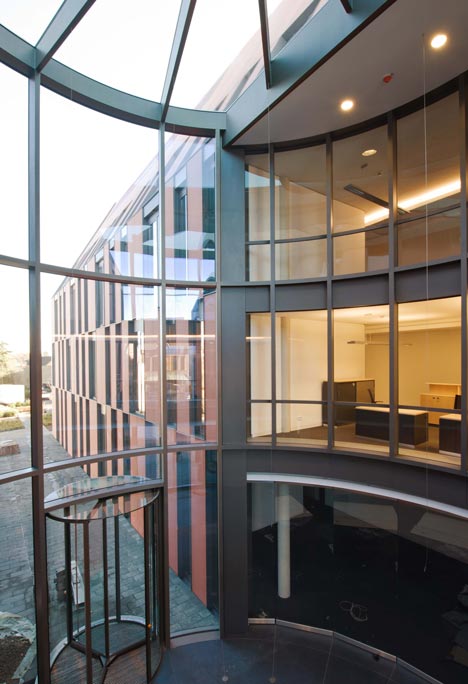 Volksbank Gifhorn by Stephan Braunfels Architekten Volksbank Gifhorn by Stephan Braunfels Architekten